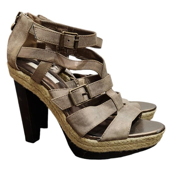 Vera Wang Beige Platform Pumps High Heel Peep Toe Sandal Size 9 - Picture 1 of 8